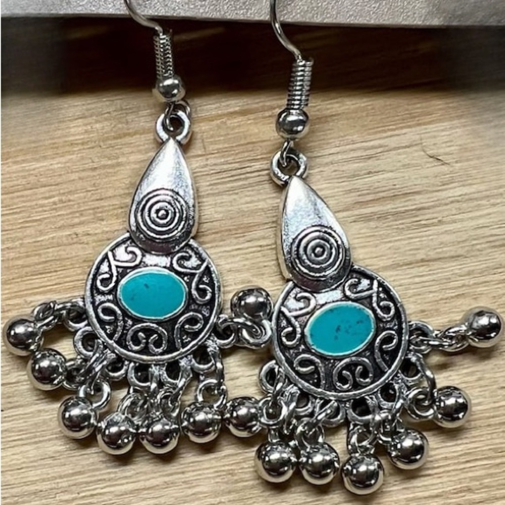 Chic Silver and Turquoise Chandelier Earrings - Picture 4 of 7